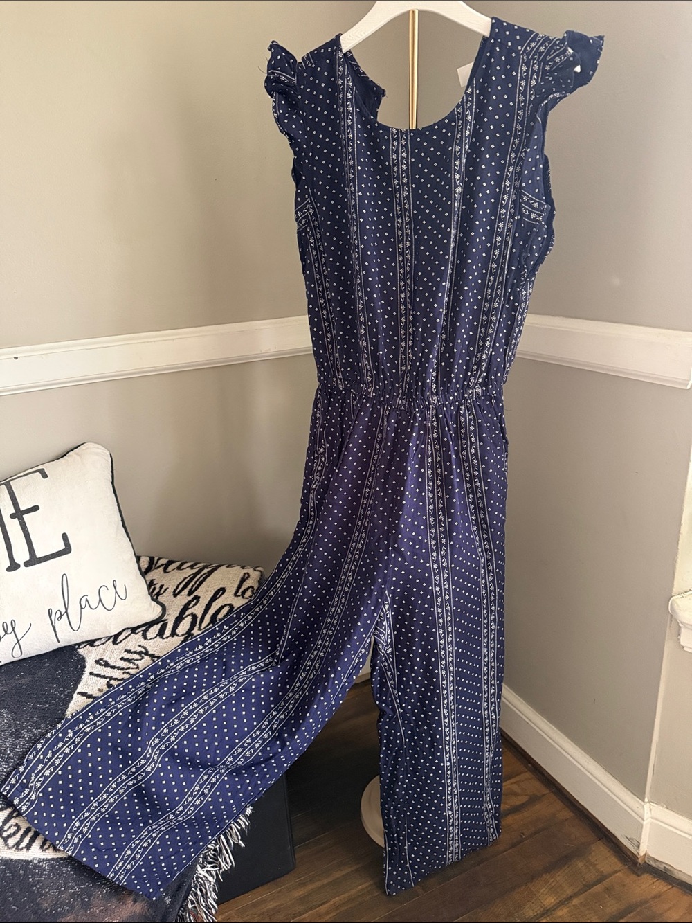 Old Navy Navy Blue Polka Dot Sleeveless Jumpsuit with Ruffle Shoulders